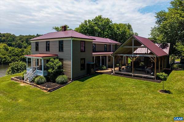2.83 Acres of Land with Home for Sale in Madison Heights, Virginia