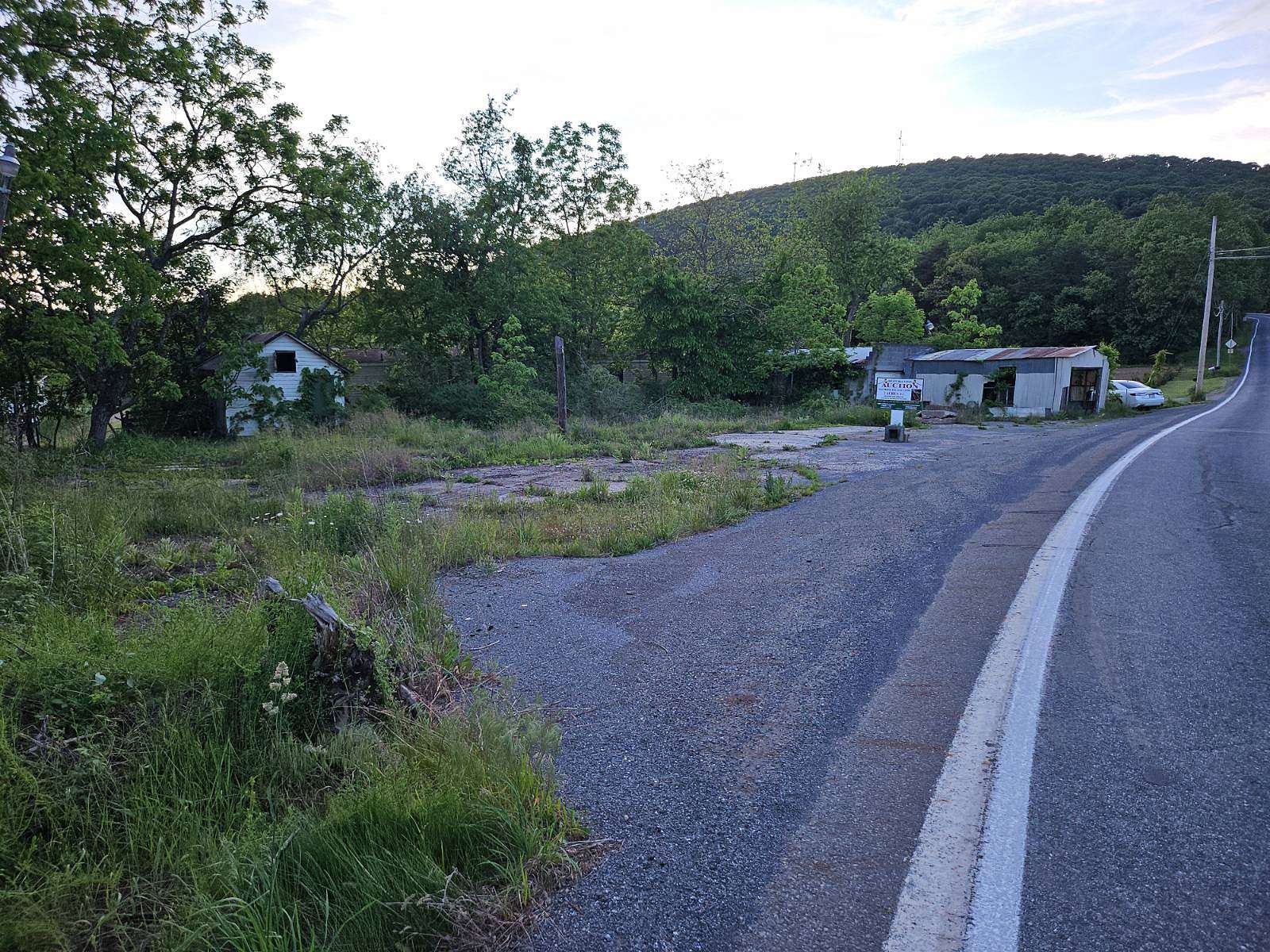 2 Acres of Land for Auction in Halifax, Pennsylvania