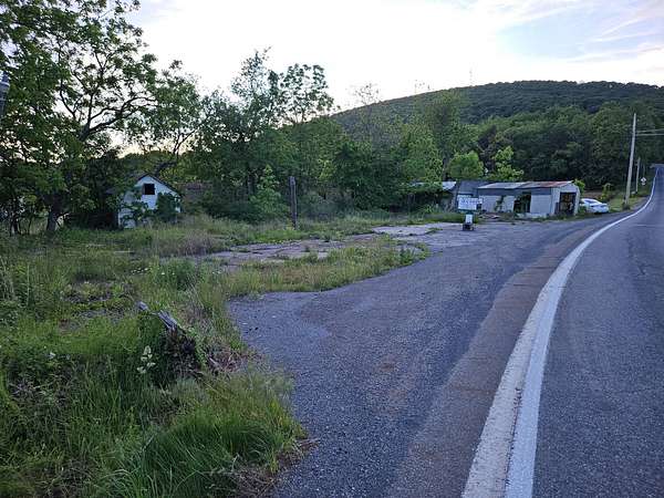 2 Acres of Land for Auction in Halifax, Pennsylvania