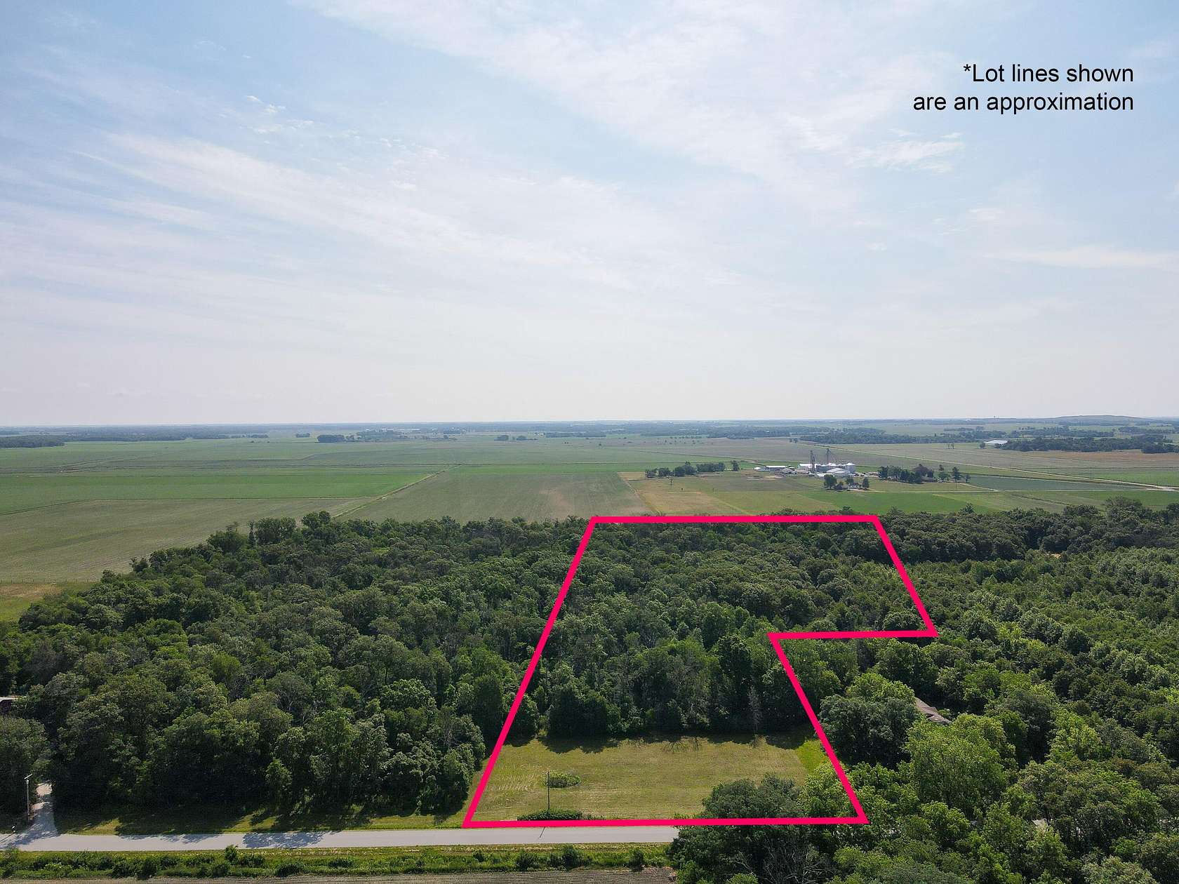 11 Acres of Recreational & Residential Land for Sale in Morocco, Indiana