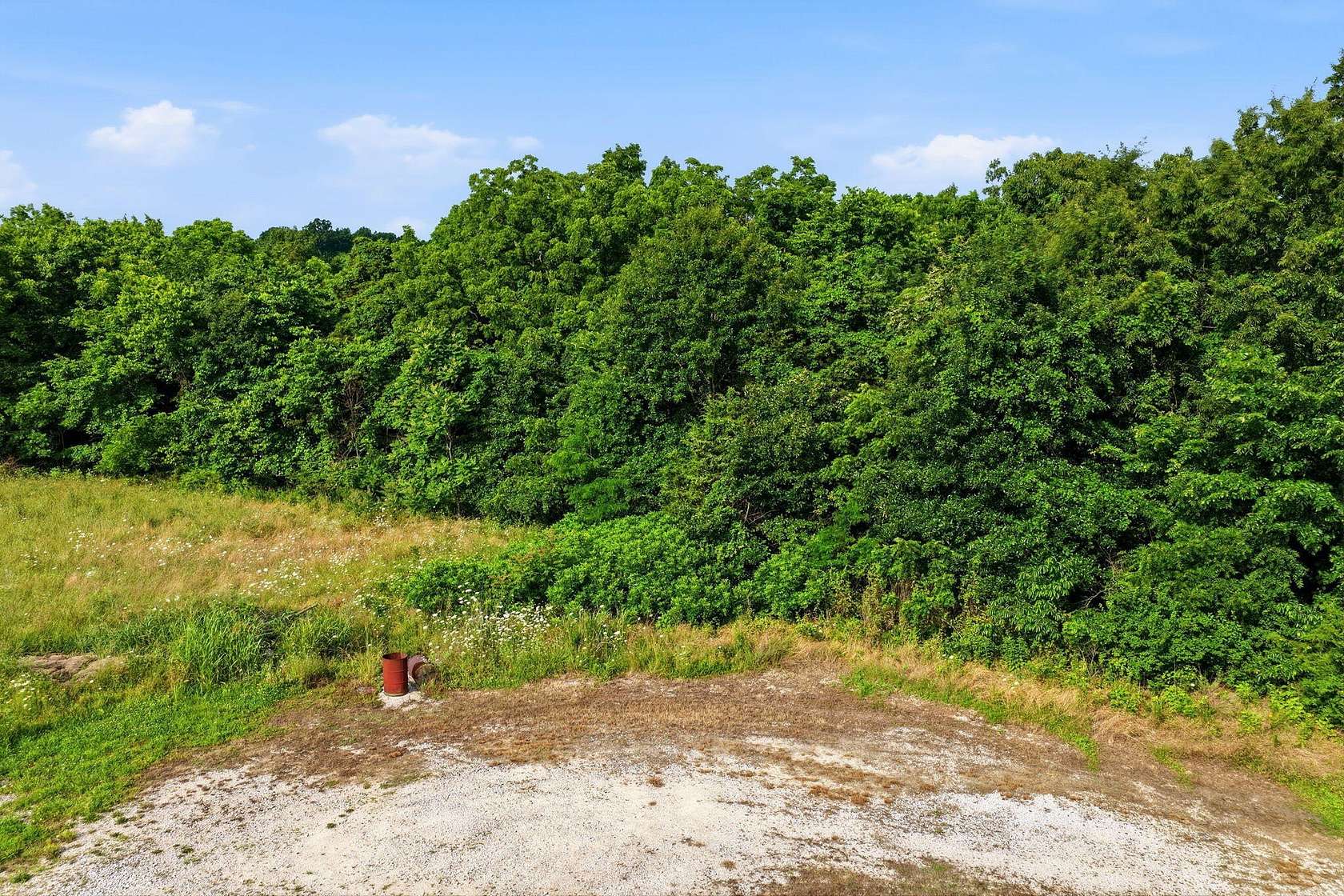 2 Acres of Residential Land for Sale in Bolivar, Missouri