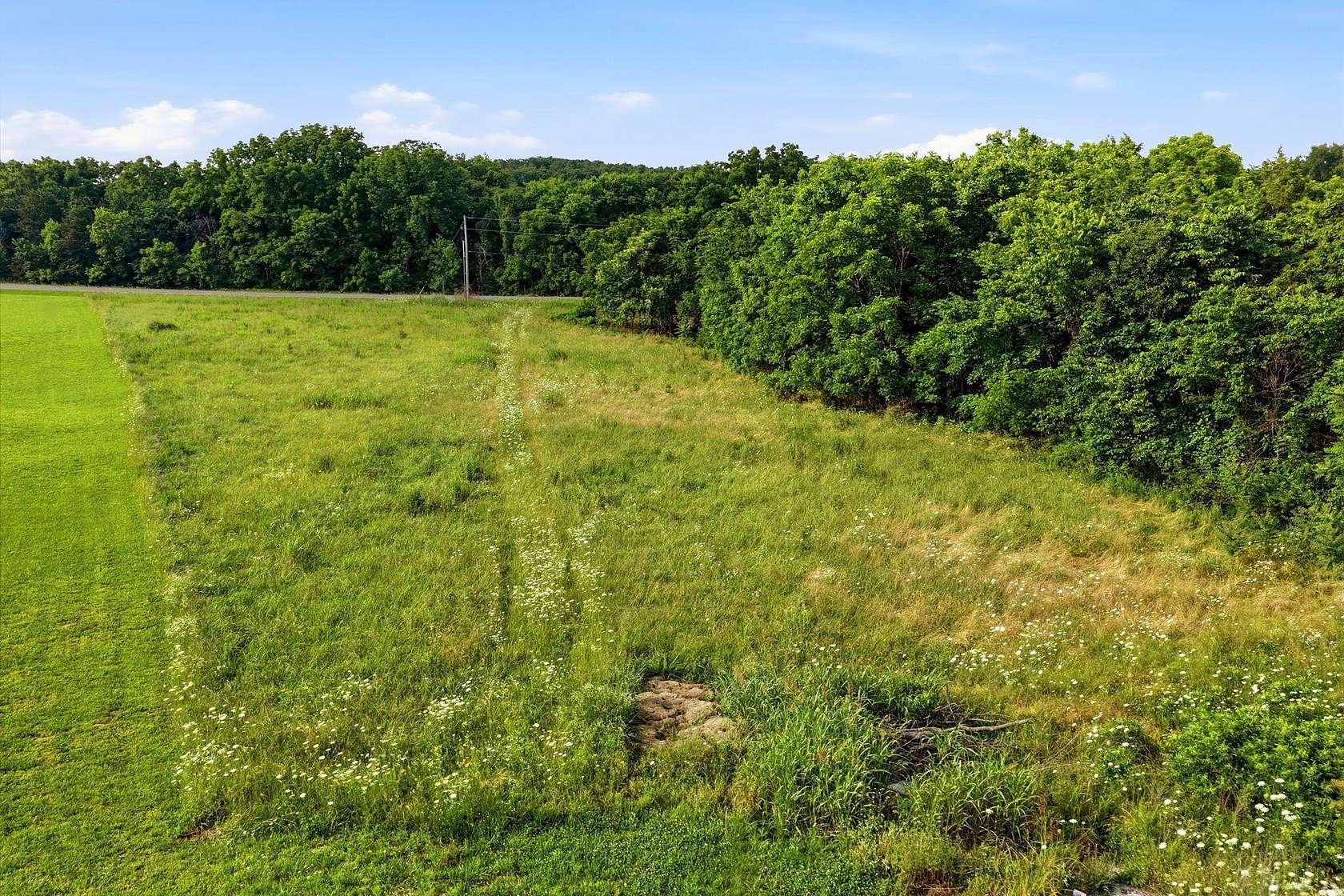2 Acres of Residential Land for Sale in Bolivar, Missouri
