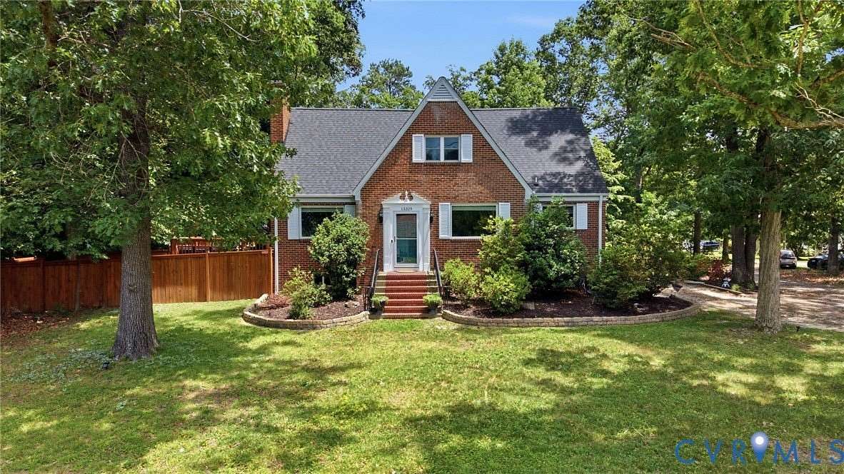 1.7 Acres of Land with Home for Sale in Chester, Virginia