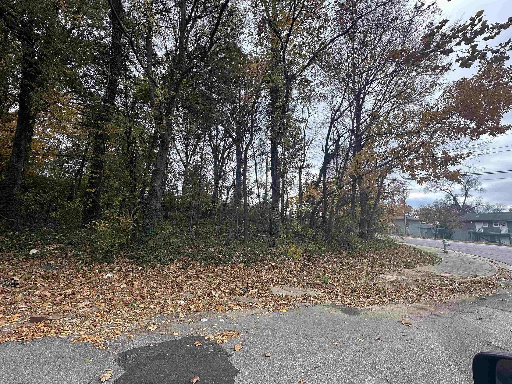0.27 Acres of Mixed-Use Land for Sale in Memphis, Tennessee