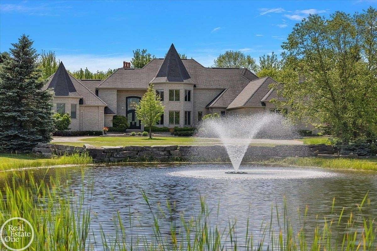 9.58 Acres of Land with Home for Sale in Ray Township, Michigan
