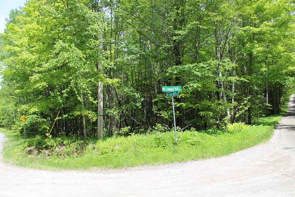 10 Acres of Residential Land for Sale in Concord, Vermont