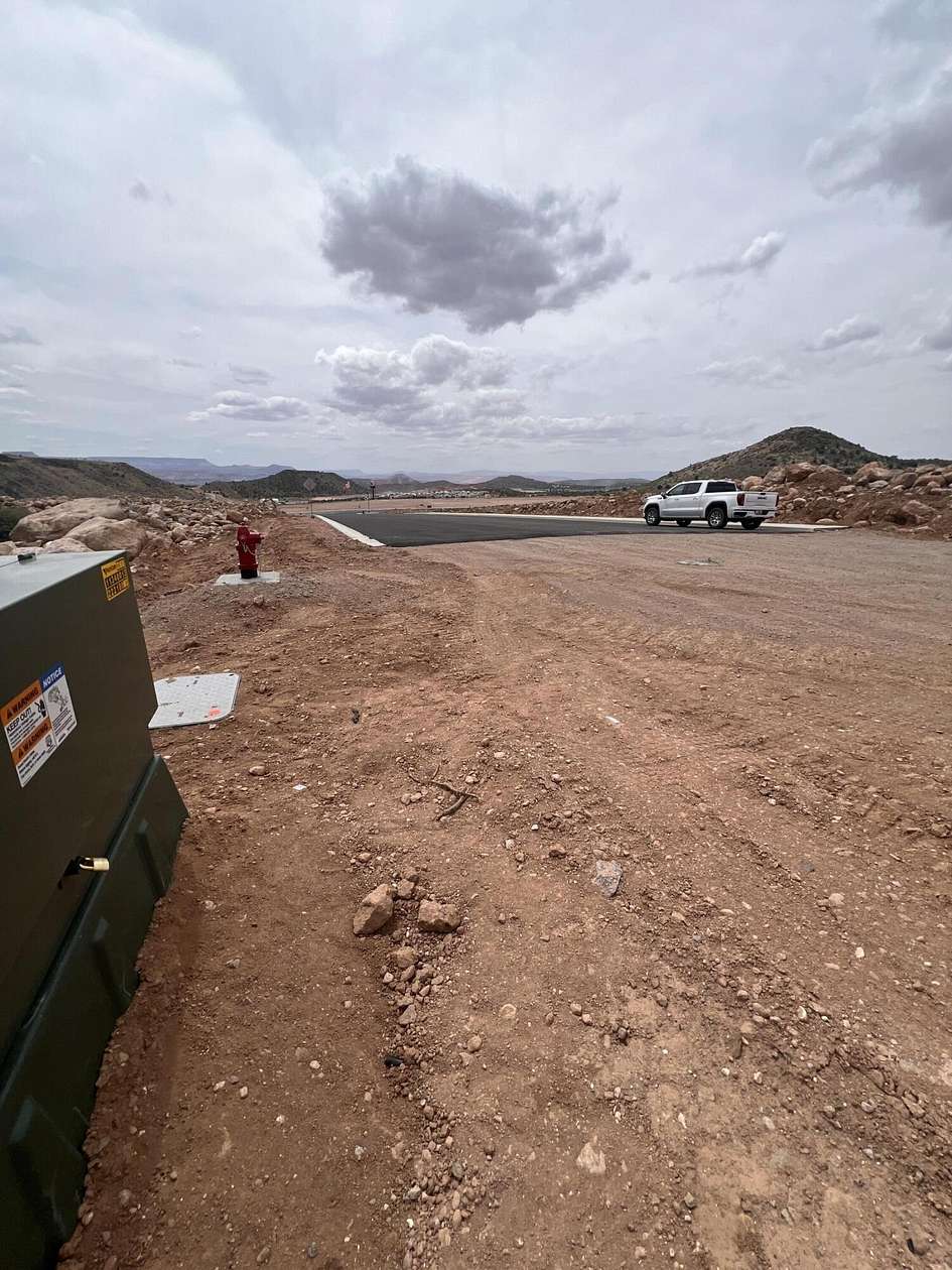 2 Acres of Commercial Land for Sale in Toquerville, Utah
