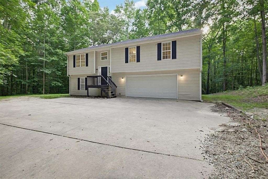 2 Acres of Land with Home for Sale in Flowery Branch, Georgia