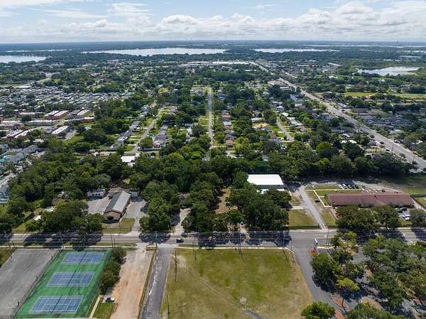 0.86 Acres of Commercial Land for Sale in Orlando, Florida