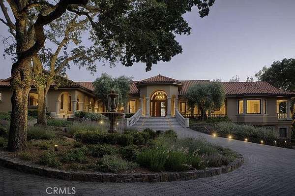 1.37 Acres of Residential Land for Sale in Paso Robles, California