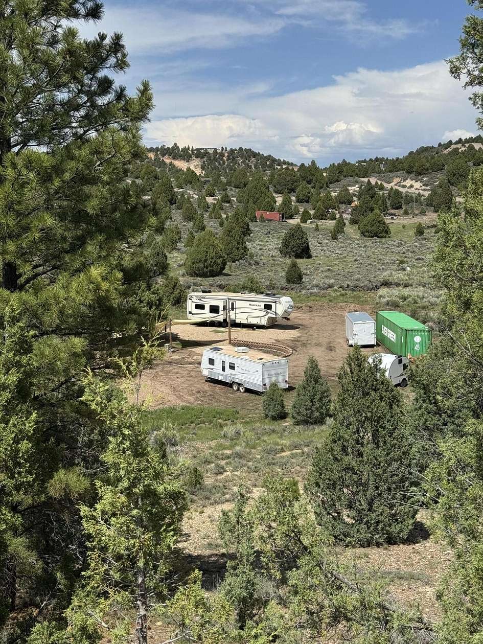 2 Acres of Land for Sale in Alton, Utah