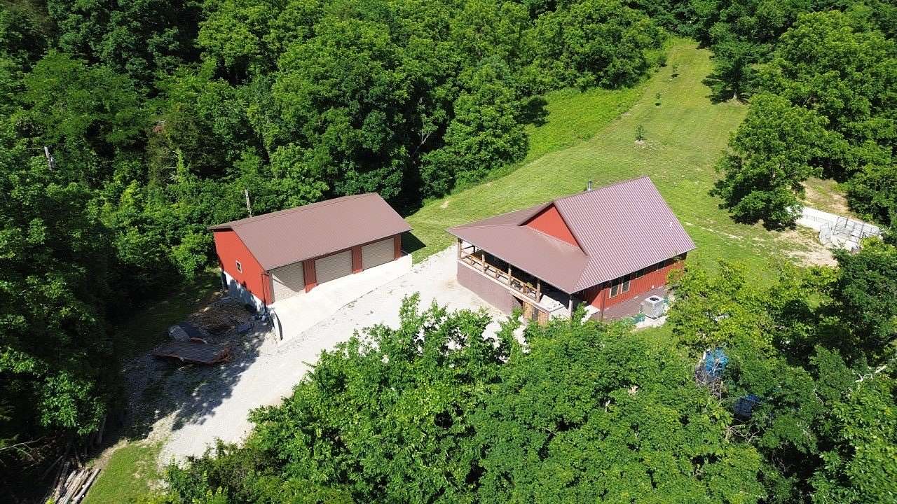 118 Acres of Recreational Land with Home for Sale in Burkesville, Kentucky