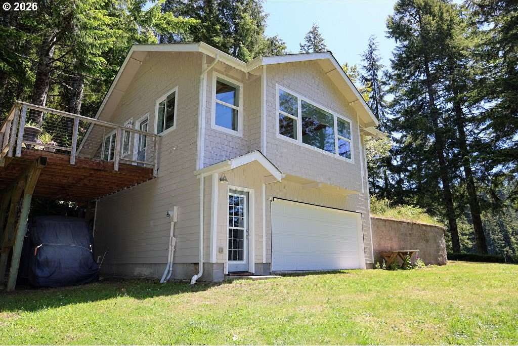 2.14 Acres of Land with Home for Sale in Lakeside, Oregon