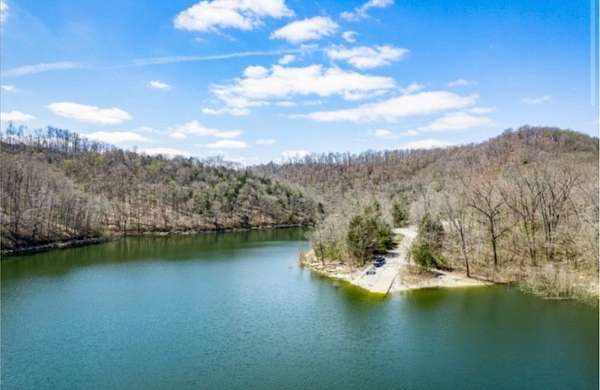 0.27 Acres of Residential Land for Sale in Smithville, Tennessee