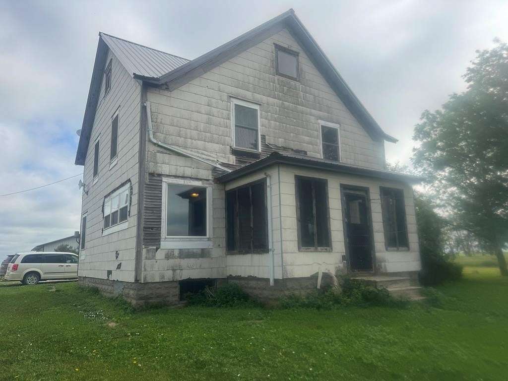 4.36 Acres of Improved Residential Land for Sale in Rockwell City, Iowa