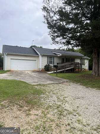 2 Acres of Land with Home for Sale in Milner, Georgia