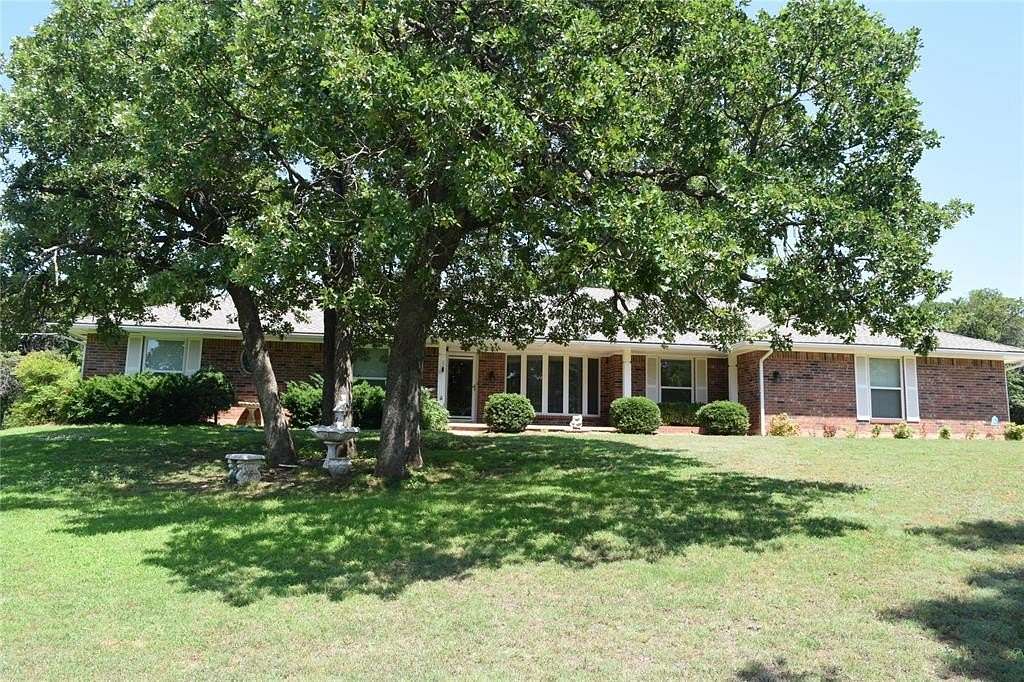 5 Acres of Land with Home for Sale in Oklahoma City, Oklahoma