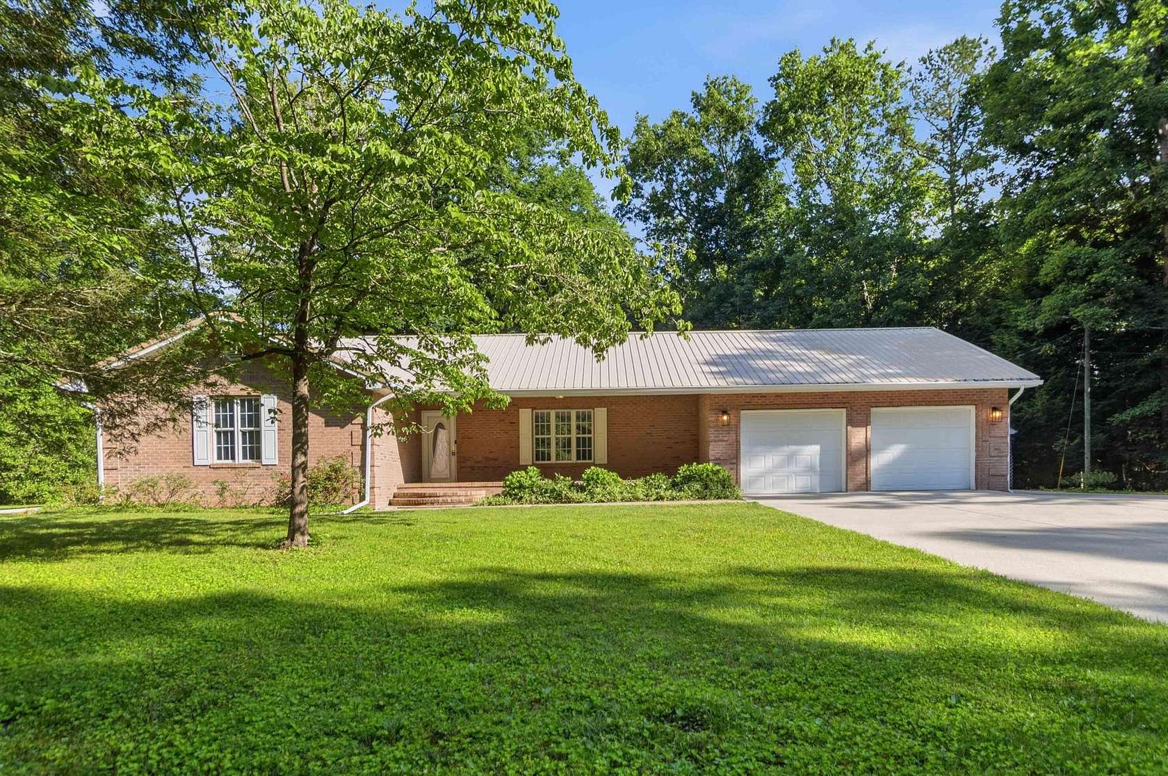 2 Acres of Land with Home for Sale in Corbin, Kentucky