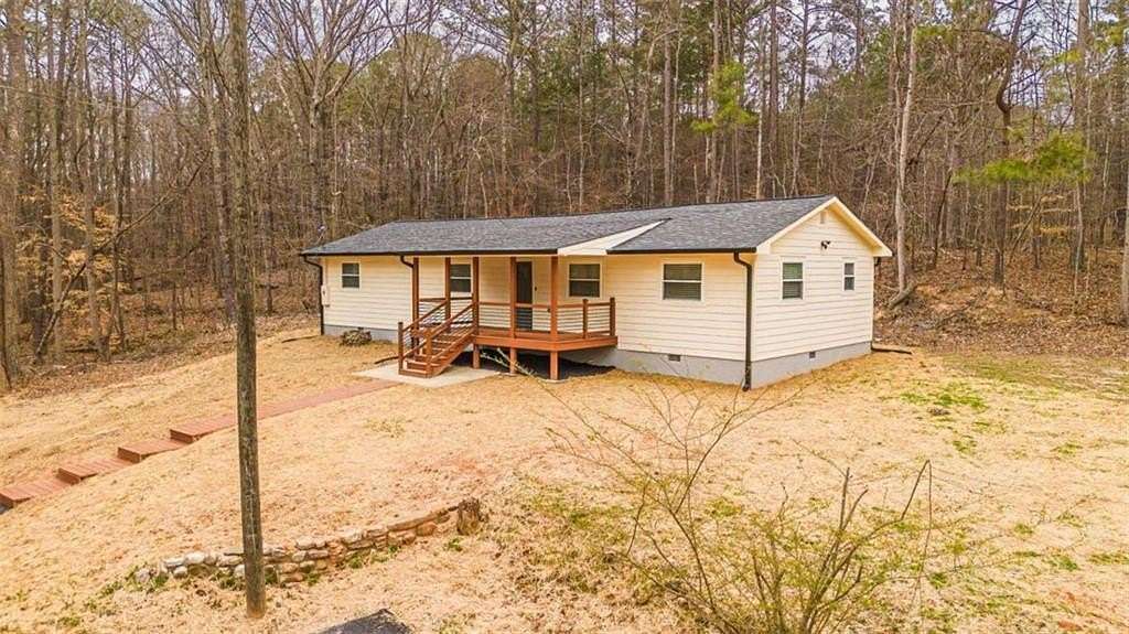 2.7 Acres of Land with Home for Sale in Whitesburg, Georgia