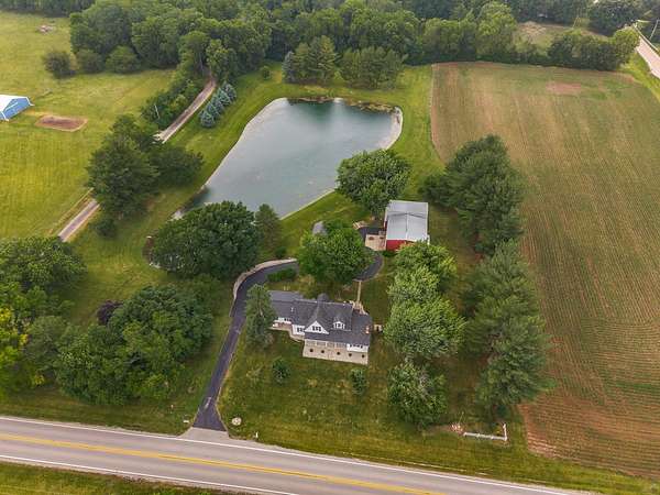 10 Acres of Land with Home for Sale in Bloomington, Illinois