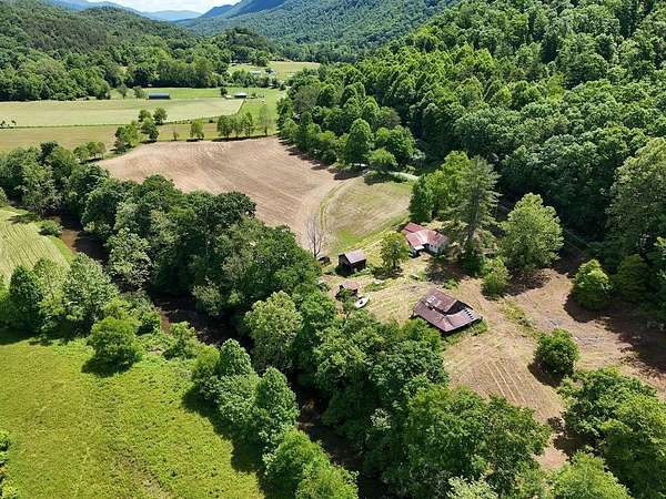 22 Acres of Improved Land for Sale in Broadford, Virginia