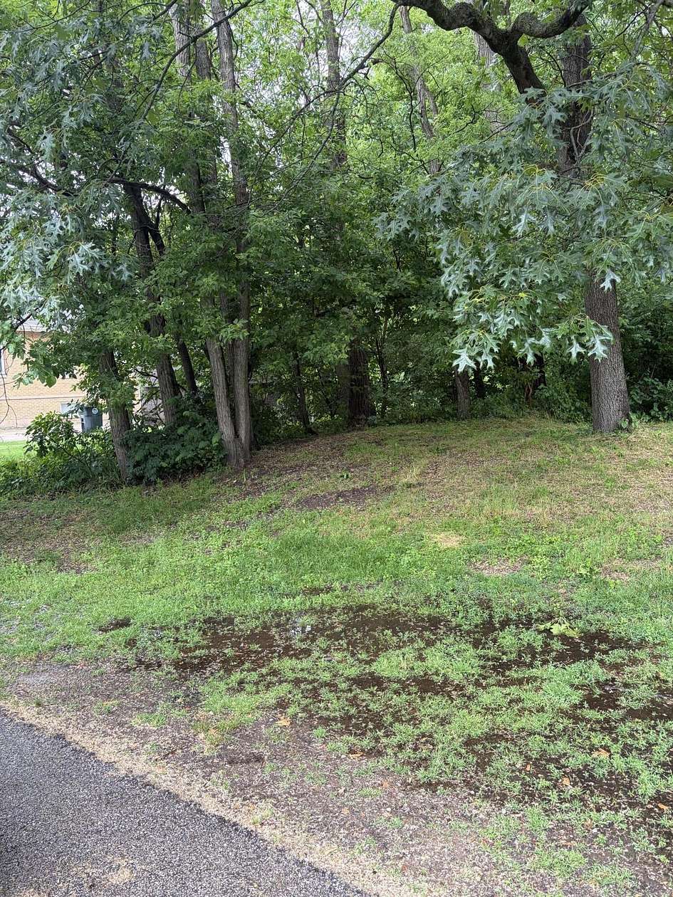 0.07 Acres of Residential Land for Sale in Hobart, Indiana