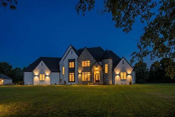 2.3 Acres of Land with Home for Sale in Collierville, Tennessee