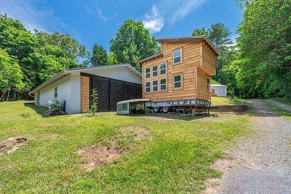2.6 Acres of Land with Home for Sale in Blue Ridge, Georgia