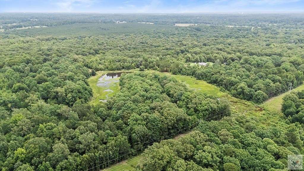 105 Acres of Recreational & Residential Land for Sale in Texarkana, Texas