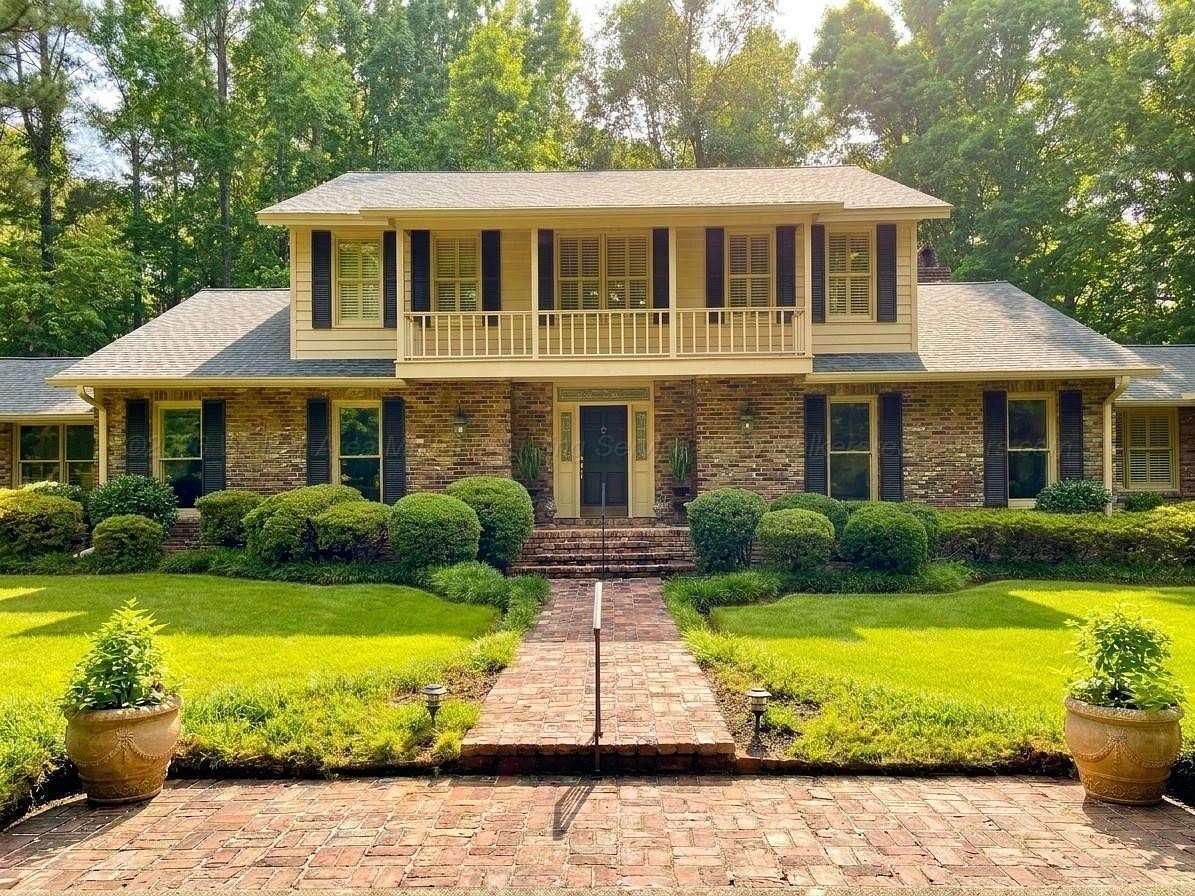 2 Acres of Land with Home for Sale in Jasper, Alabama