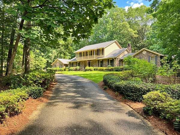 2 Acres of Land with Home for Sale in Jasper, Alabama
