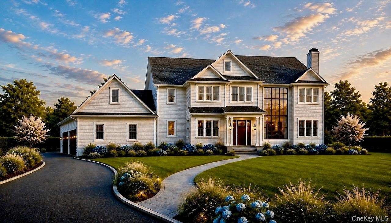 2.67 Acres of Land with Home for Sale in Lloyd Harbor, New York