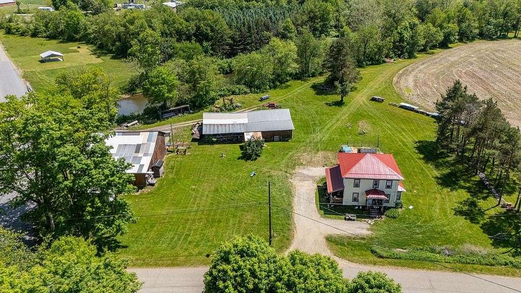 10.4 Acres of Recreational Land with Home for Sale in Roulette, Pennsylvania