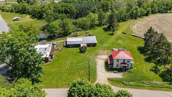 10.4 Acres of Recreational Land with Home for Sale in Roulette, Pennsylvania