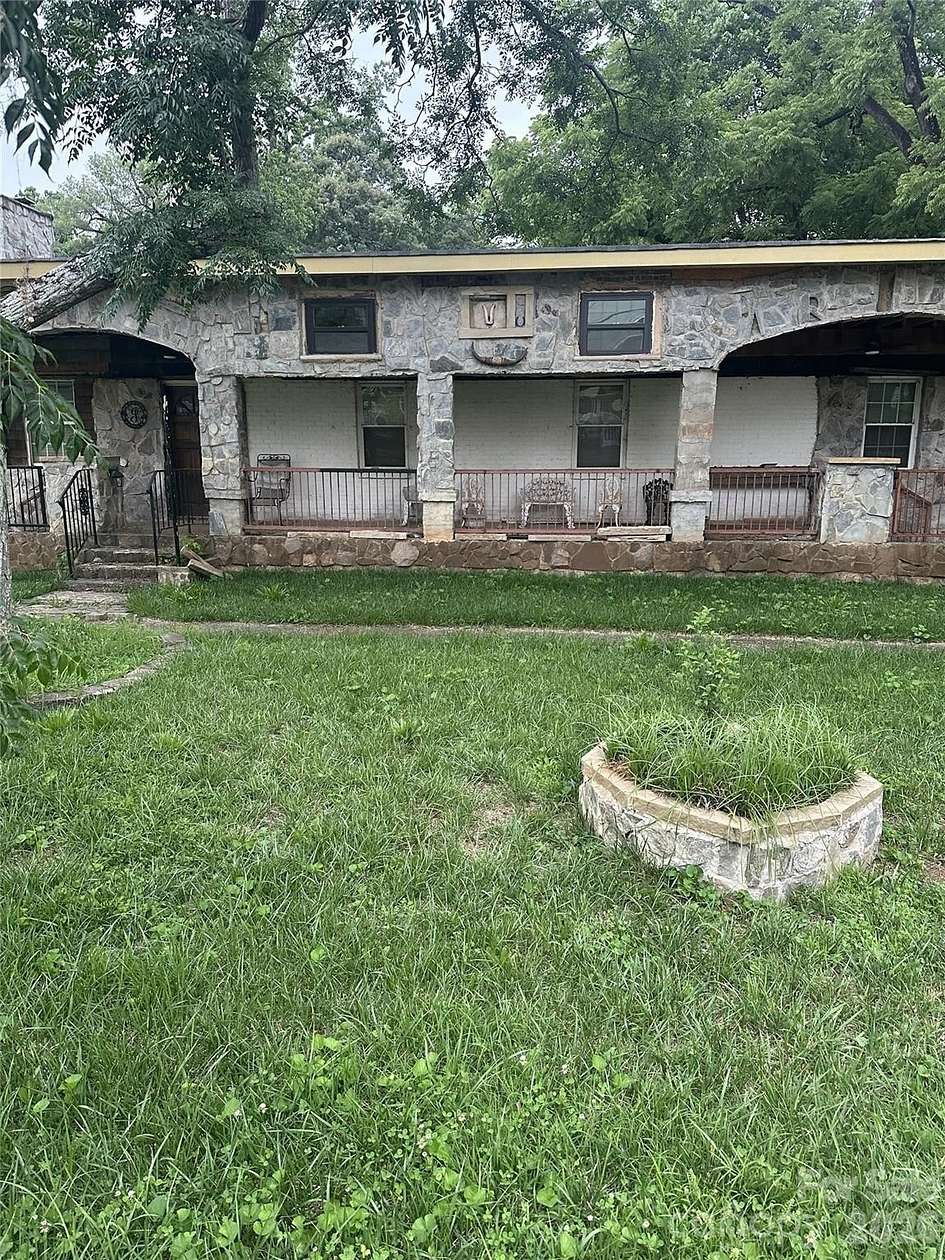 0.87 Acres of Residential Land for Sale in Charlotte, North Carolina