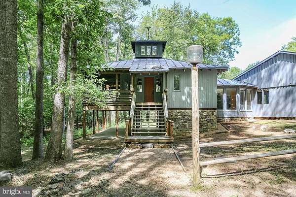 4 Acres of Land with Home for Sale in Fredericksburg, Virginia