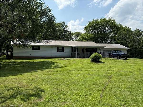 30 Acres of Land with Home for Sale in Sallisaw, Oklahoma