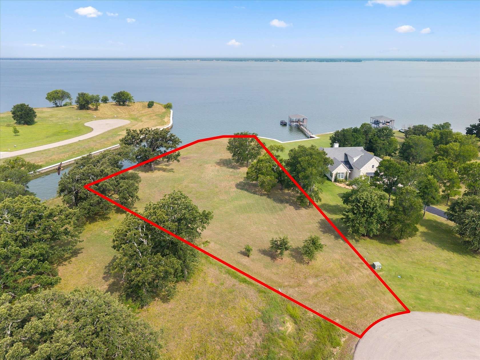 1 Acre of Residential Land for Sale in Streetman, Texas
