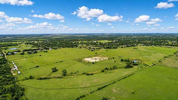 42 Acres of Agricultural & Residential Land for Sale in Crowley, Texas