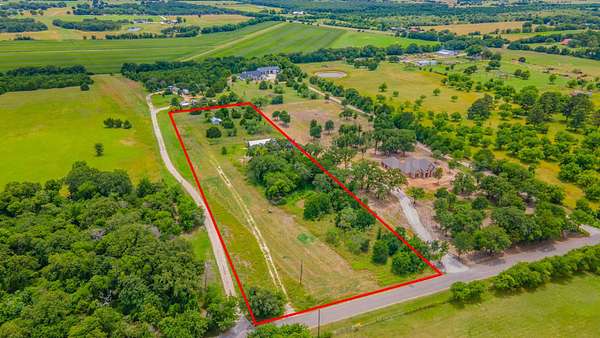 3.62 Acres of Improved Residential Land for Sale in West, Texas