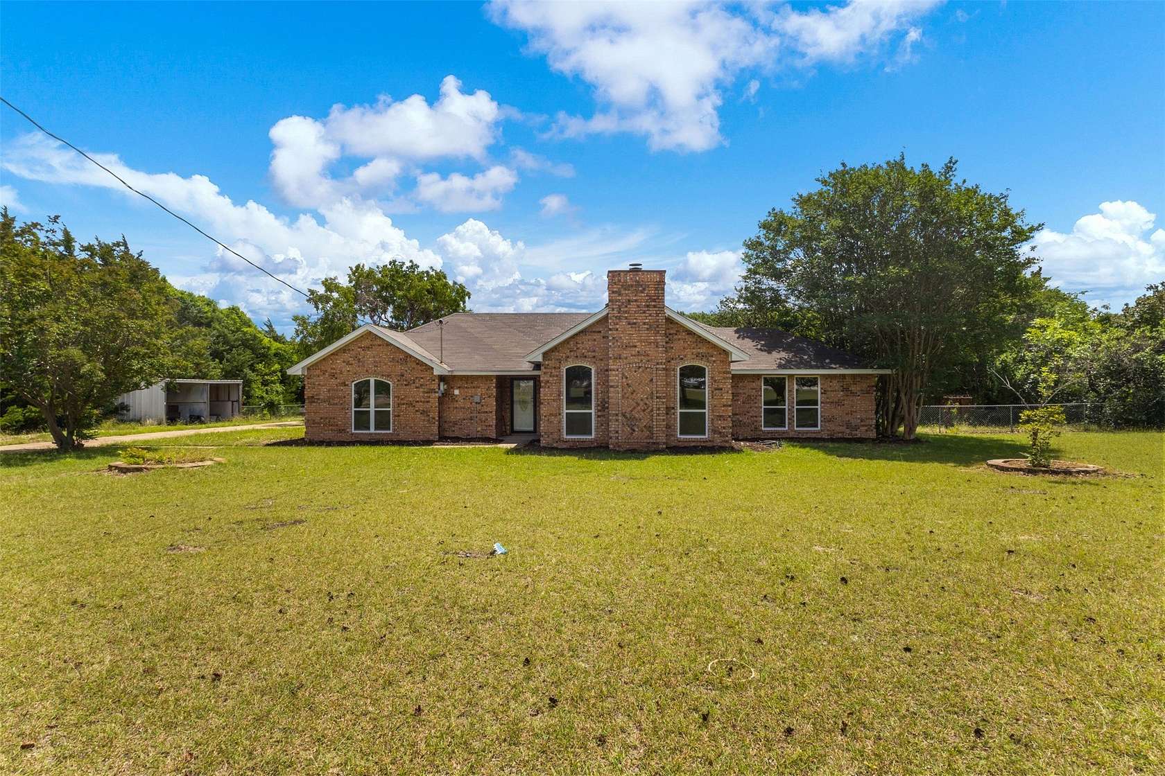 2 Acres of Land with Home for Sale in Midlothian, Texas
