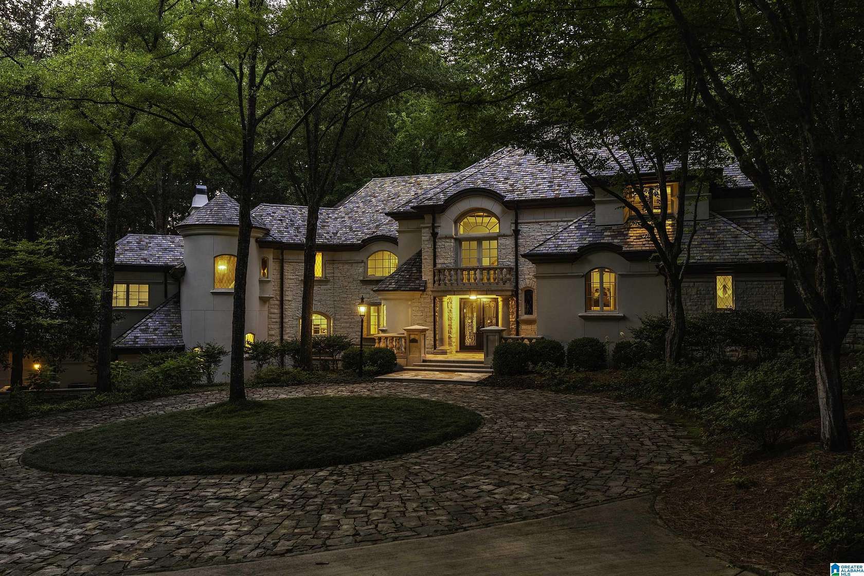 1.5 Acres of Land with Home for Sale in Birmingham, Alabama
