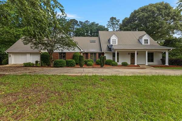 8 Acres of Land with Home for Sale in Quitman, Mississippi