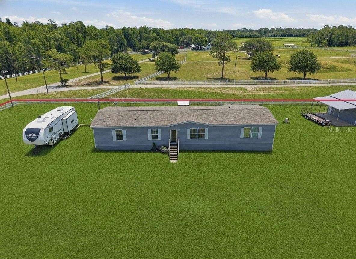 5.62 Acres of Land with Home for Sale in Lake Wales, Florida