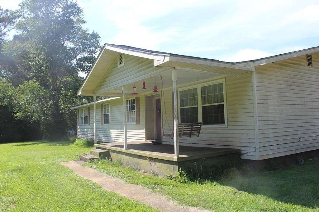 1.6 Acres of Improved Residential Land for Sale in Americus, Georgia