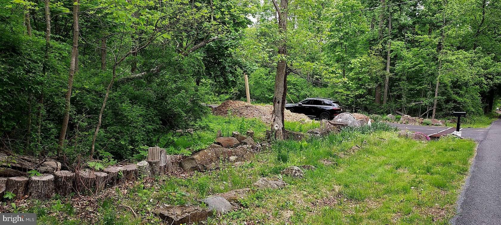 8 Acres of Residential Land for Sale in Coopersburg, Pennsylvania