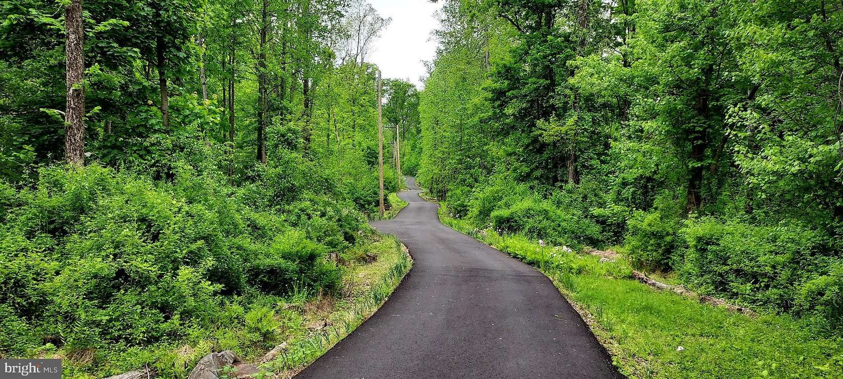8 Acres of Residential Land for Sale in Coopersburg, Pennsylvania
