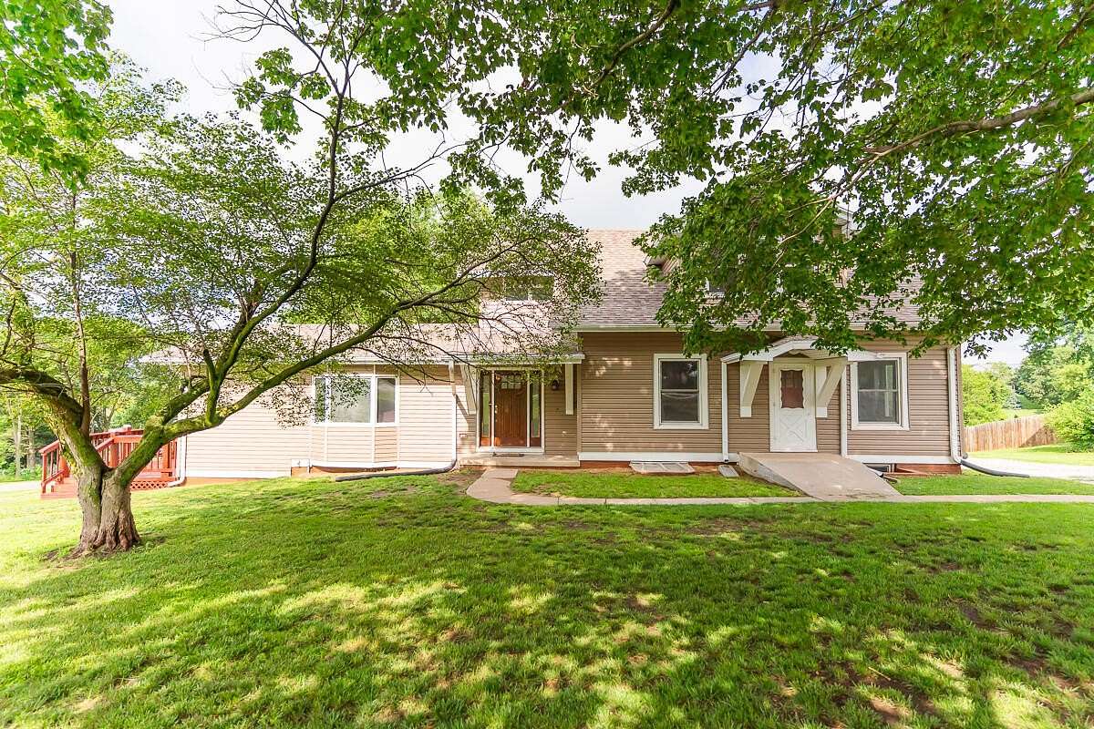 3 Acres of Land with Home for Sale in Glenwood, Iowa