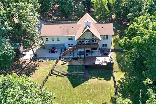 10 Acres of Land with Home for Sale in Primm Springs, Tennessee