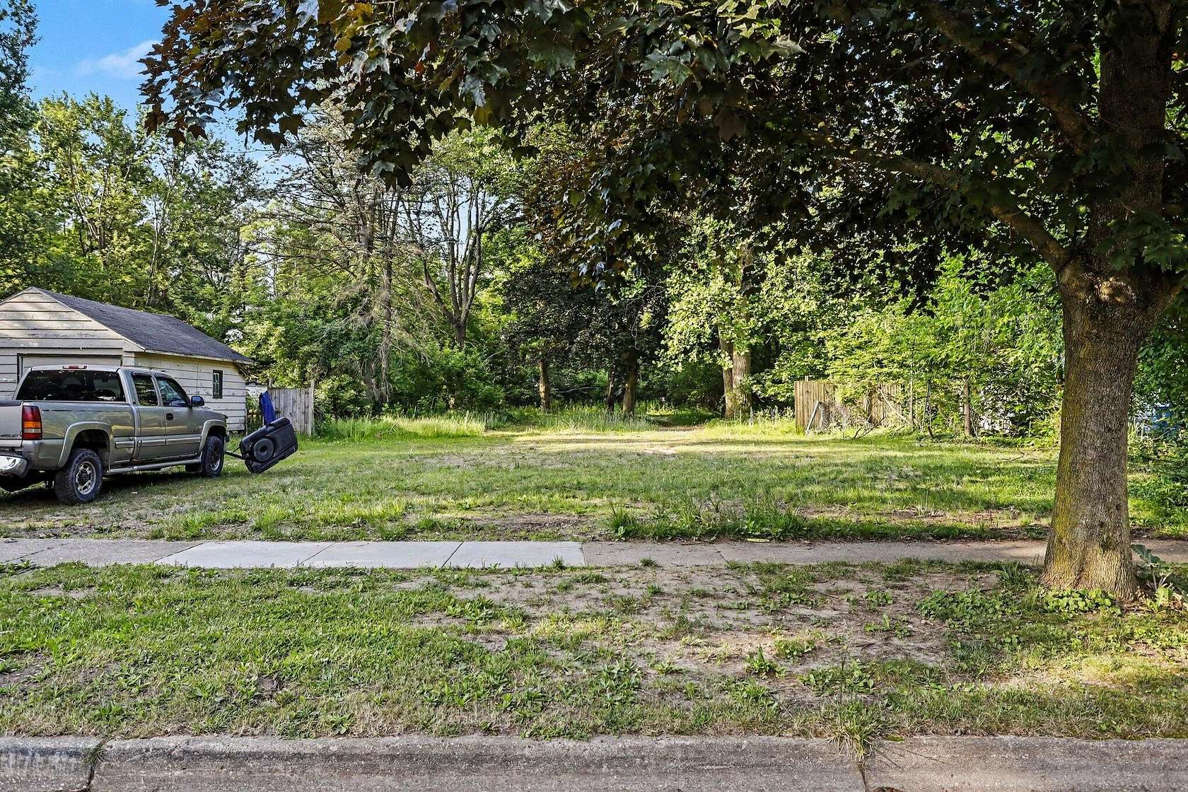 0.49 Acres of Residential Land for Sale in Kalamazoo, Michigan